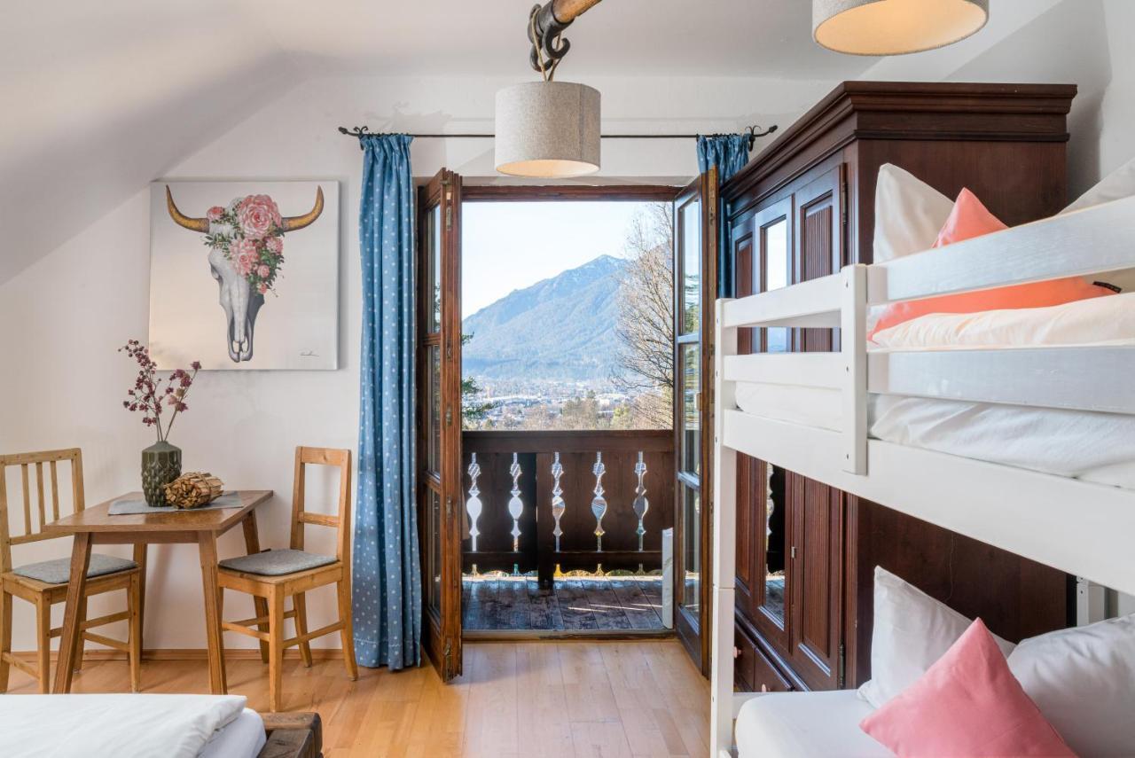 Zur Schoenen Aussicht Hotel Garni Garmisch-Partenkirchen Exterior photo