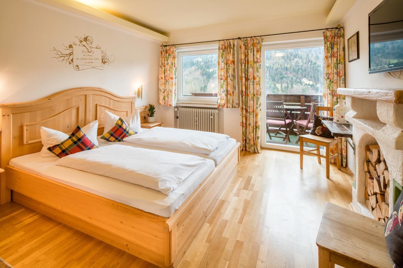 Zur Schoenen Aussicht Hotel Garni Garmisch-Partenkirchen Exterior photo